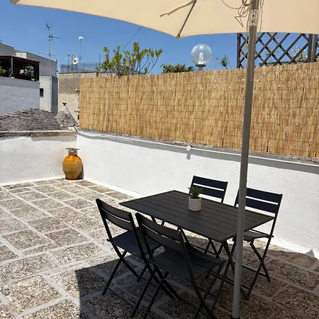 La Gatta Tra I Trulli