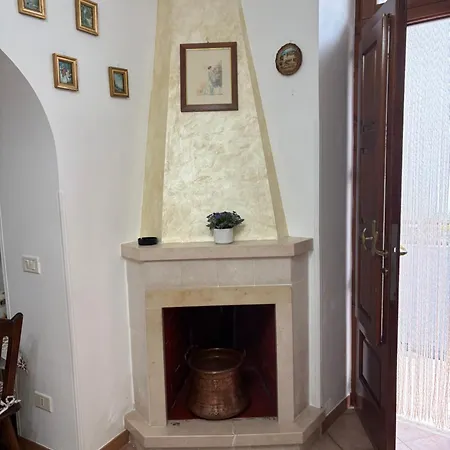 La Gatta Tra I Trulli *